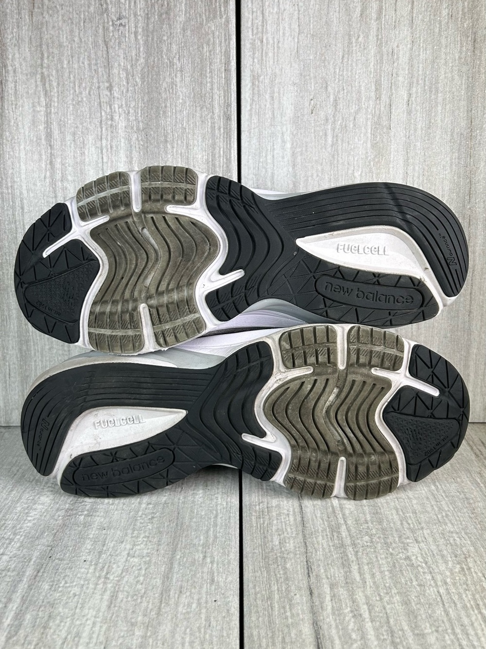 New Balance 990v6 Grey Athletic Sneaker Running Shoes Made In USA Womens Size 10 - Picture 9 of 11